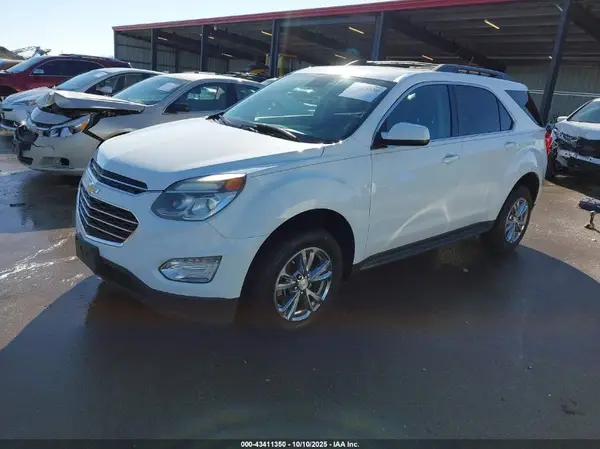 2GNALCEKXH1588875 2017 CHEVROLET EQUINOX - Image 2