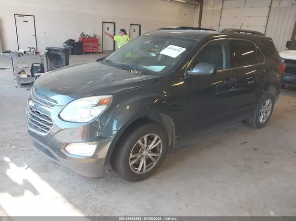 2GNALCEKXH1589217 2017 CHEVROLET EQUINOX - Image 2