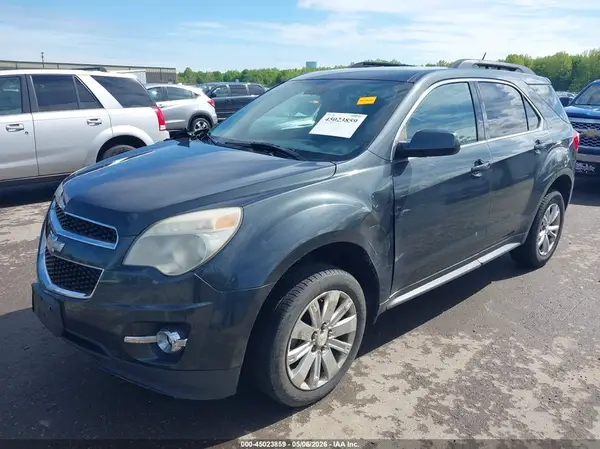 2GNALCEKXH1605562 2017 CHEVROLET EQUINOX - Image 2