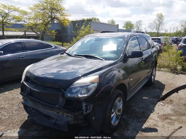 2GNALCEKXH1612012 2017 CHEVROLET EQUINOX - Image 2