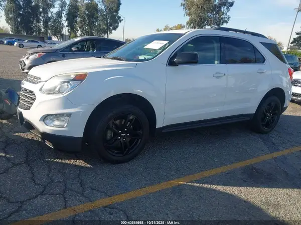 2GNALCEKXH6127405 2017 CHEVROLET EQUINOX - Image 2