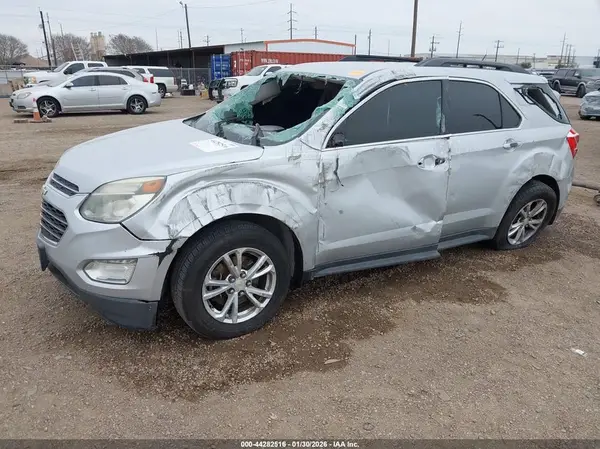 2GNALCEKXH6242098 2017 CHEVROLET EQUINOX - Image 2