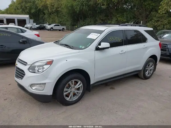 2GNALCEKXH6251867 2017 CHEVROLET EQUINOX - Image 2