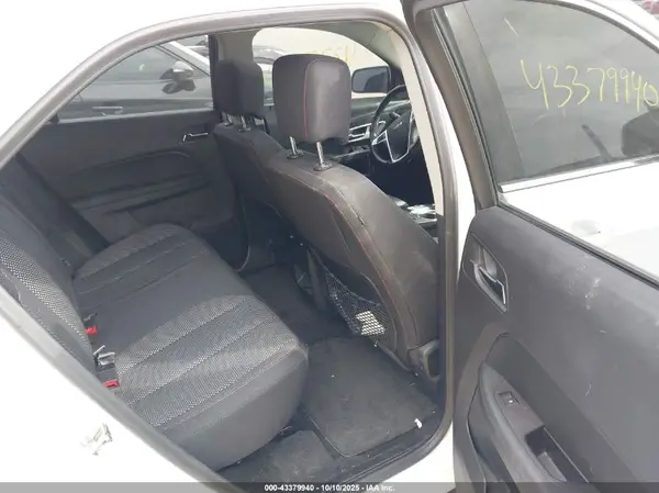2GNALCEKXH6251867 2017 CHEVROLET EQUINOX - Image 8