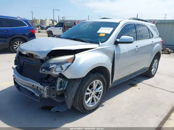 2GNALCEKXH6268197 2017 CHEVROLET EQUINOX - Image 2