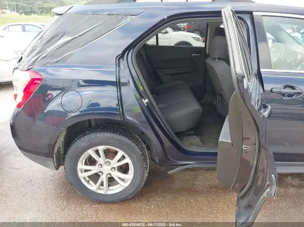 2GNALCEKXH6270161 2017 CHEVROLET EQUINOX - Image 8