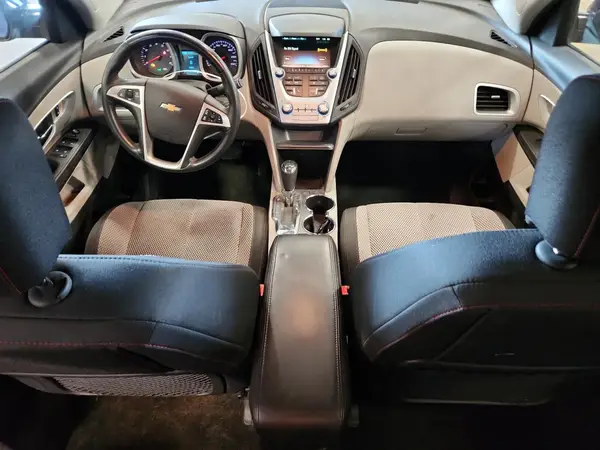 2GNALCEKXH6300811 2017 CHEVROLET EQUINOX - Image 8