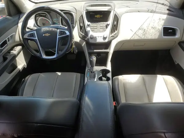 2GNALDEK0H1536032 2017 CHEVROLET EQUINOX - Image 8