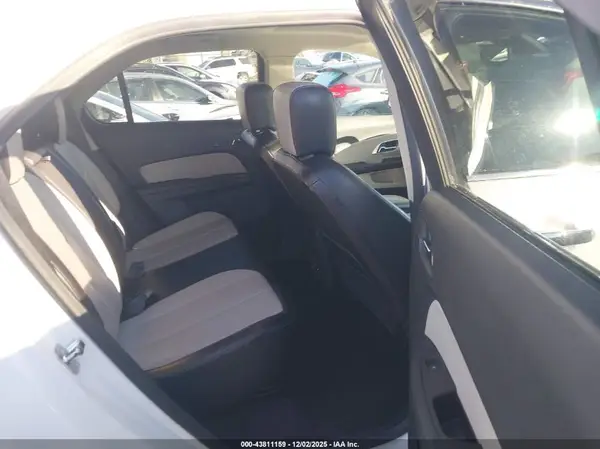 2GNALDEK3G6289431 2016 CHEVROLET EQUINOX - Image 8
