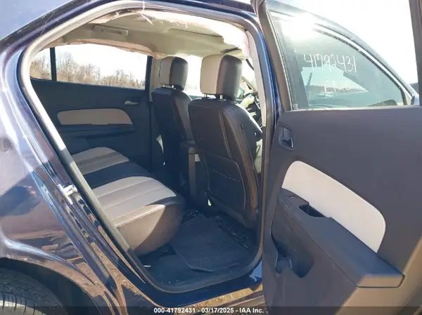 2GNALDEK7H1579749 2017 CHEVROLET EQUINOX - Image 8