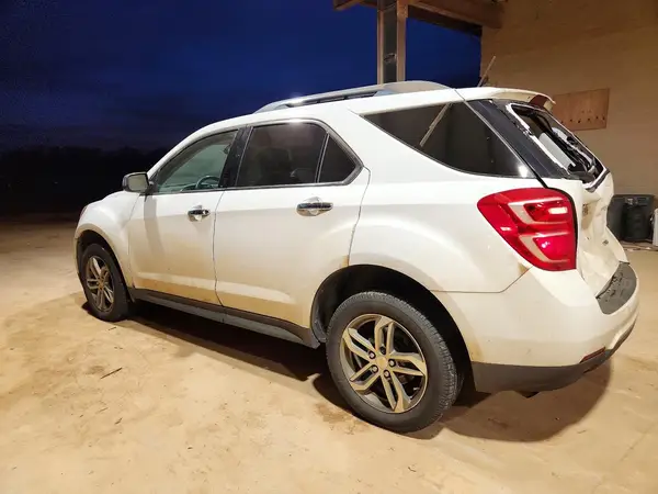 2GNALDEK7H6149156 2017 CHEVROLET EQUINOX - Image 2
