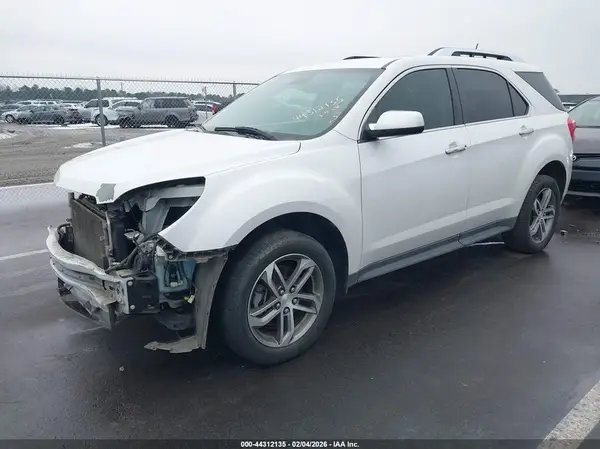 2GNALDEK7H6276781 2017 CHEVROLET EQUINOX - Image 2