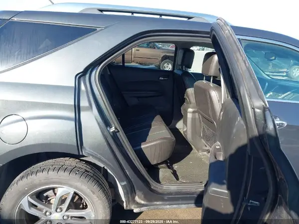 2GNALDEK8H1547599 2017 CHEVROLET EQUINOX - Image 8