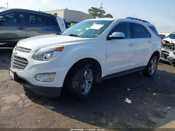 2GNALDEK8H1602570 2017 CHEVROLET EQUINOX - Image 2