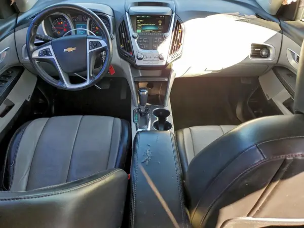 2GNALDEKXH1519660 2017 CHEVROLET EQUINOX - Image 8