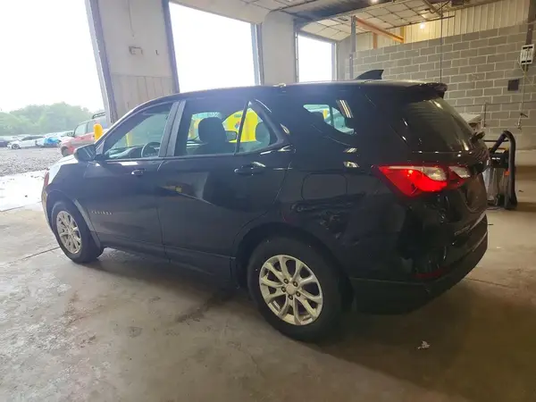 2GNAX5EV0L6232960 2020 CHEVROLET EQUINOX - Image 2
