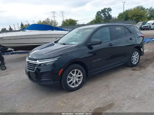 2GNAX5EV0N6148687 2022 CHEVROLET EQUINOX - Image 2