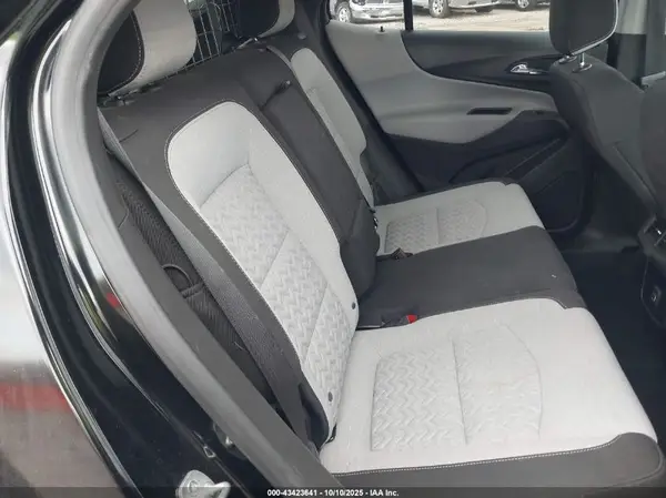 2GNAX5EV0N6148687 2022 CHEVROLET EQUINOX - Image 8
