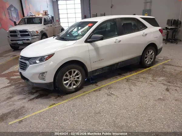 2GNAX5EV2L6192235 2020 CHEVROLET EQUINOX - Image 2
