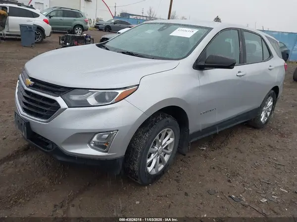 2GNAX5EV3L6204781 2020 CHEVROLET EQUINOX - Image 2