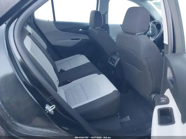 2GNAX5EV4N6122772 2022 CHEVROLET EQUINOX - Image 8