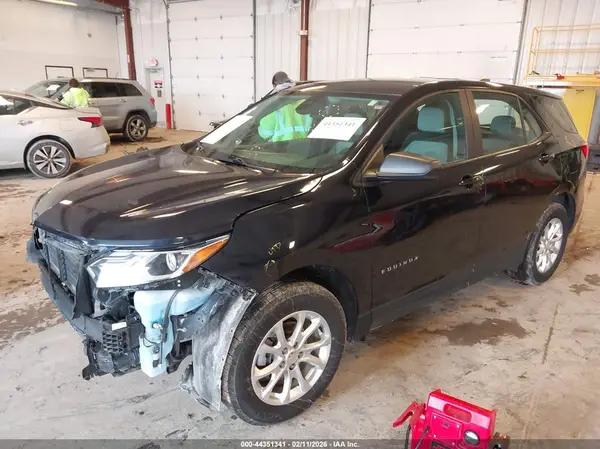2GNAX5EV6L6142986 2020 CHEVROLET EQUINOX - Image 2