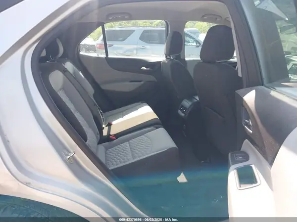 2GNAX5EV7L6209840 2020 CHEVROLET EQUINOX - Image 8