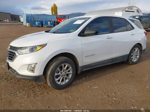 2GNAX5EV8L6205361 2020 CHEVROLET EQUINOX - Image 2