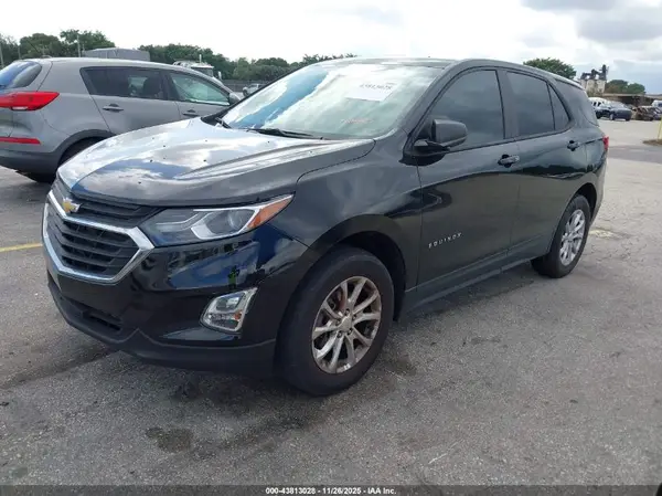 2GNAX5EV9L6243472 2020 CHEVROLET EQUINOX - Image 2