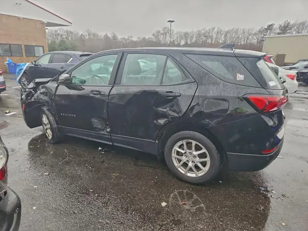 2GNAX5EV9N6141821 2022 CHEVROLET EQUINOX - Image 2