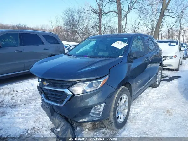2GNAX5EVXL6246753 2020 CHEVROLET EQUINOX - Image 2