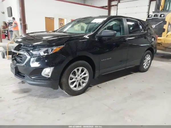 2GNAX5EVXL6255002 2020 CHEVROLET EQUINOX - Image 2