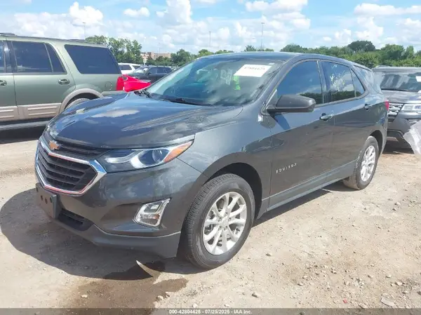2GNAX8EV0J6138544 2018 CHEVROLET EQUINOX - Image 2