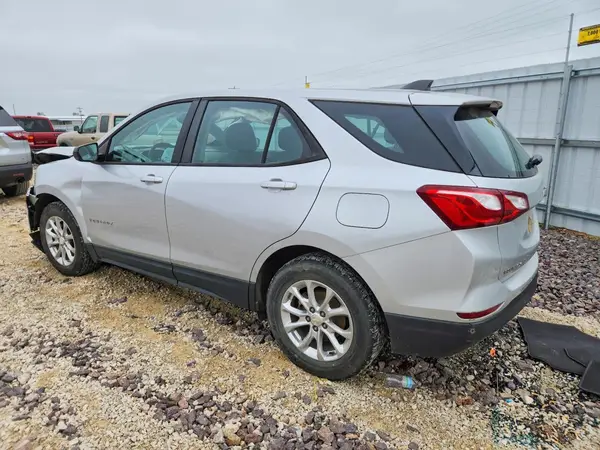 2GNAXFEV0L6128183 2020 CHEVROLET EQUINOX - Image 2