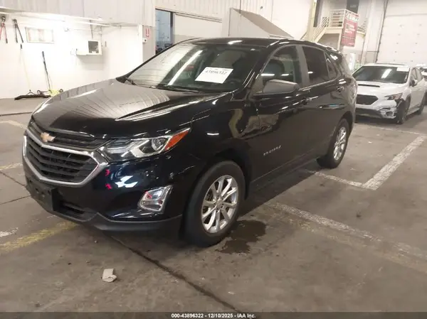2GNAXFEV6L6196178 2020 CHEVROLET EQUINOX - Image 2