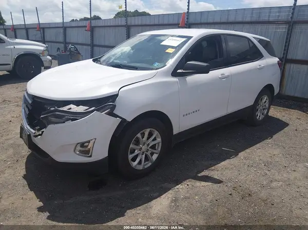 2GNAXHEV0J6105799 2018 CHEVROLET EQUINOX - Image 2