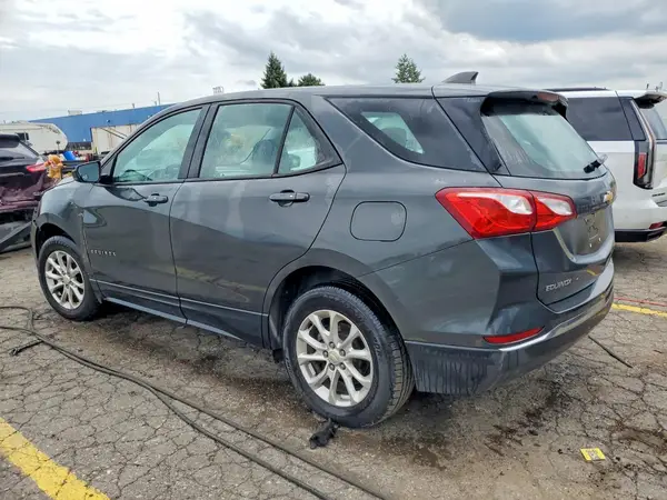 2GNAXHEV0J6122733 2018 CHEVROLET EQUINOX - Image 2