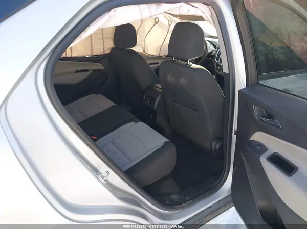 2GNAXHEV0J6125230 2018 CHEVROLET EQUINOX - Image 8