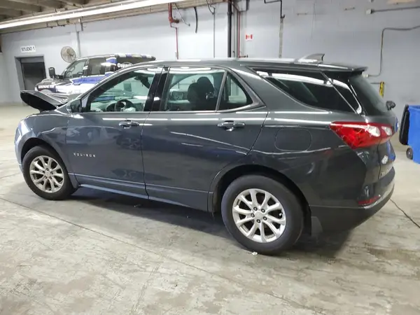 2GNAXHEV0J6126460 2018 CHEVROLET EQUINOX - Image 2