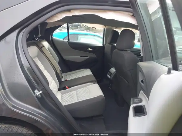 2GNAXHEV0J6136616 2018 CHEVROLET EQUINOX - Image 8