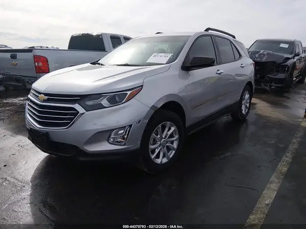2GNAXHEV0J6189123 2018 CHEVROLET EQUINOX - Image 2
