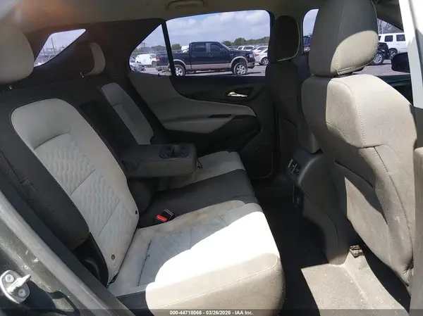 2GNAXHEV0J6209483 2018 CHEVROLET EQUINOX - Image 8