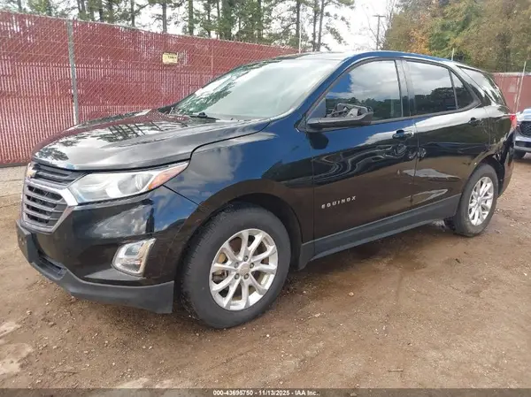 2GNAXHEV0J6211251 2018 CHEVROLET EQUINOX - Image 2