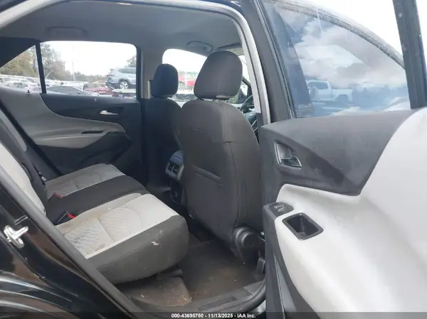 2GNAXHEV0J6211251 2018 CHEVROLET EQUINOX - Image 8