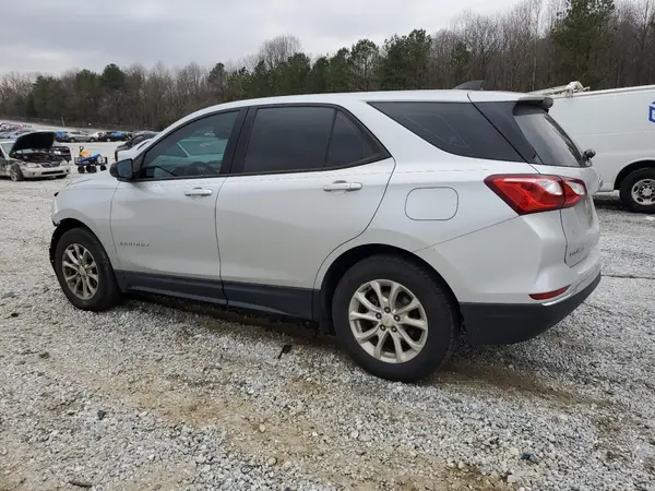 2GNAXHEV0J6214814 2018 CHEVROLET EQUINOX - Image 2