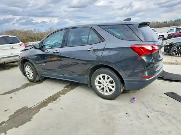 2GNAXHEV0J6279176 2018 CHEVROLET EQUINOX - Image 2