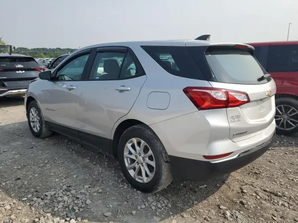 2GNAXHEV0J6287858 2018 CHEVROLET EQUINOX - Image 2