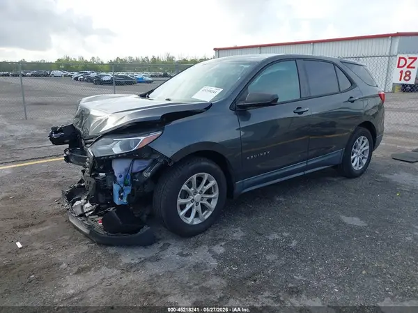 2GNAXHEV0J6290775 2018 CHEVROLET EQUINOX - Image 2