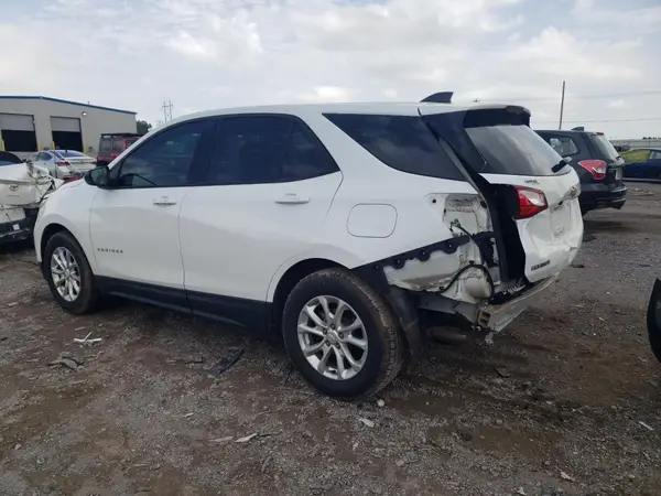2GNAXHEV0J6303895 2018 CHEVROLET EQUINOX - Image 2