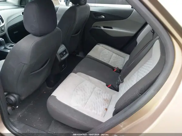 2GNAXHEV0J6305985 2018 CHEVROLET EQUINOX - Image 8
